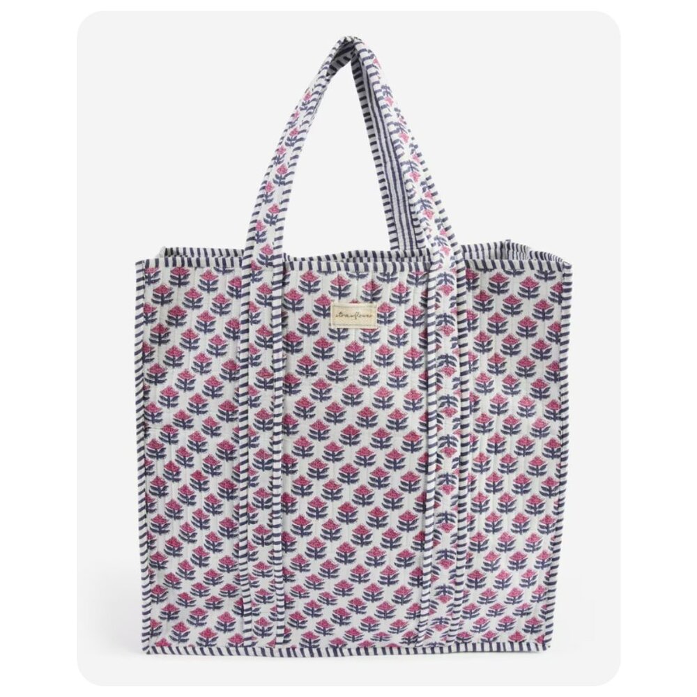 NWT Strawflower Shea Quilted Block Print Tote Bag